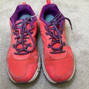 Nike Vibrant Pink and Purple Running Shoes